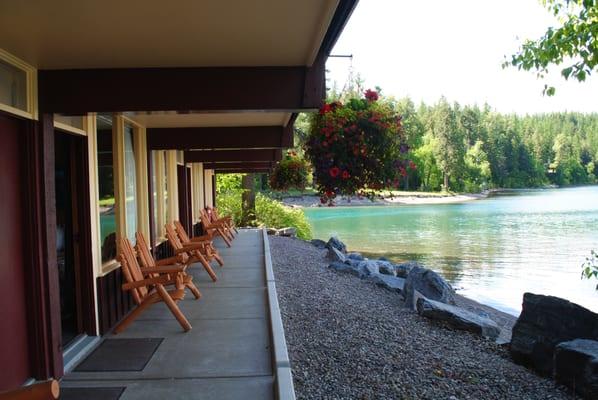 Lakeview rooms with chairs