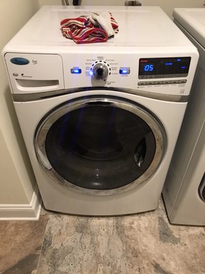 Whirlpool duet washer. Unclogged customers drain.