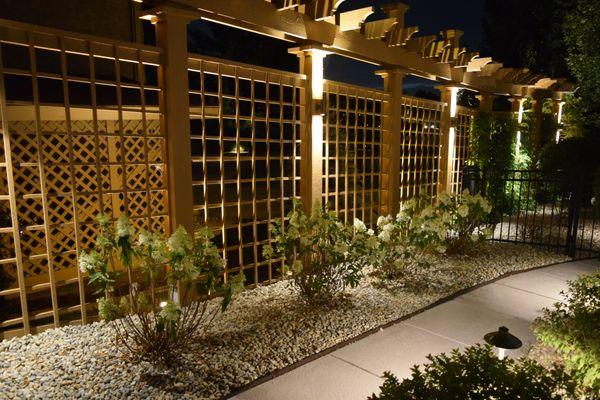 Glimmer Landscape Lighting