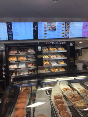 Dunkin Donuts of Walpole -- 995 Old Post Road, Junction near Route 1, Walpole                Interior