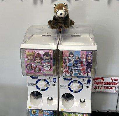 4 Gachapon Machines (6 more coming soon!)