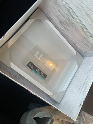 Shadow box picture frame