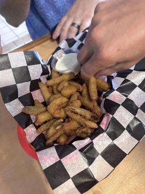 Pickle fries good!