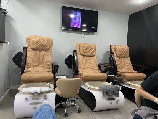 Pedicures in the back, very clean