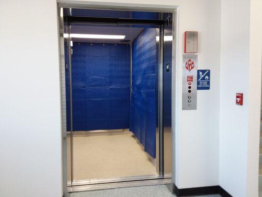 We have an elevator to help you move your things to our upstairs units.