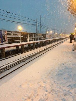 New Hyde Park LIRR Station