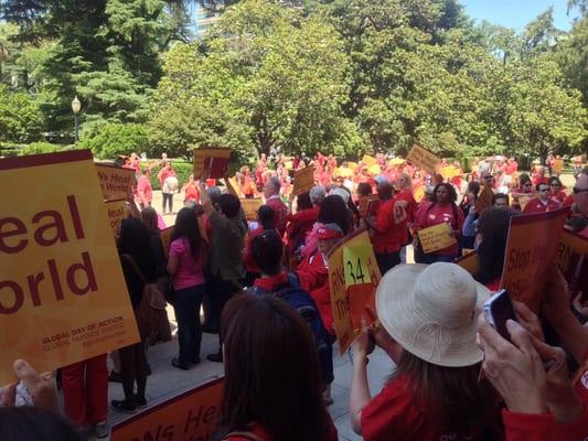 Nurses out lobbying for greater workplace protections for patients and employees