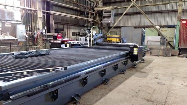 Arc Cutting Plasma Table and Lincoln Electric Plasma