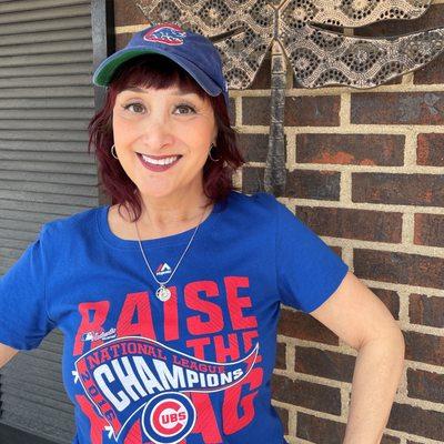 Mari celebrates the Chicago Cubs!