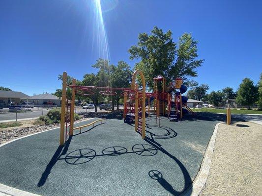 Different view of the playground.