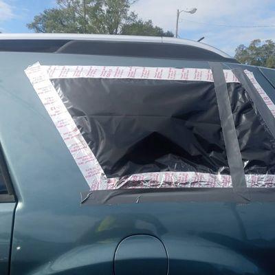 here's a broken quarter glass on a 09 GMC Acadia.