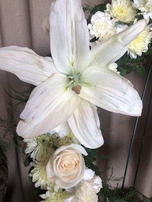 Closeup of the wilted and torn leaves of the Asiatic lily in the Wreath