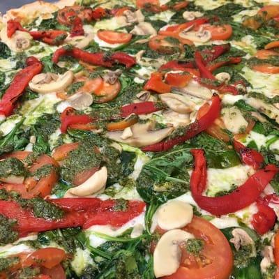 Tomato Pesto Pizza Pie with added toppings: mushrooms, roasted red peppers, chicken & spinach