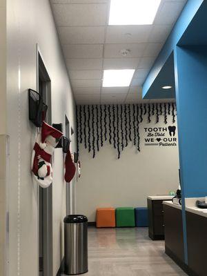 I absolutely love this office. Always cleaned and holiday themed.