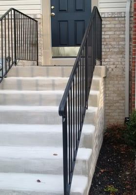 Mismatched mortar and brickwork, poor quality concrete work