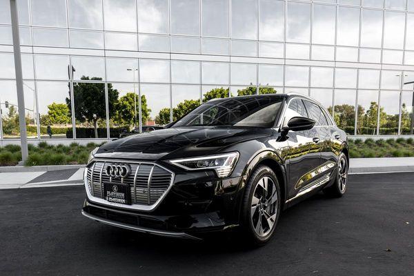 AUDI E-TRON (EV)