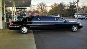 6 Passenger Lincoln Stretch