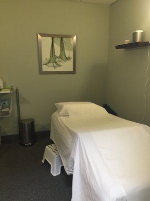 One of our 7 serene treatment rooms