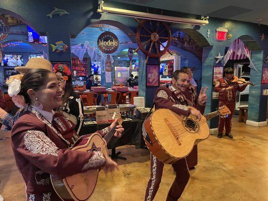 Mariachi La Familia