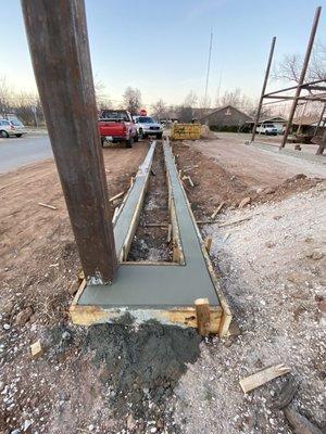 1foot retaining wall for fence