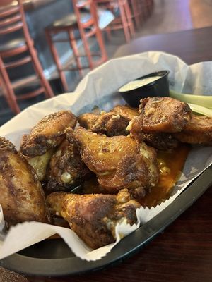 Buffalo Garlic Parmesan Wings