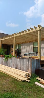 Conqueror Fencing & Decks