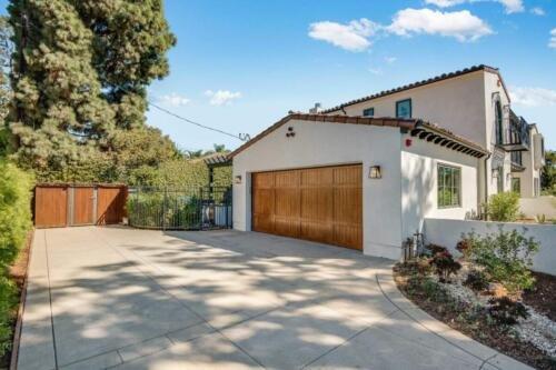 whole house construction, highlight on driveway, concrete work and outdoor walls