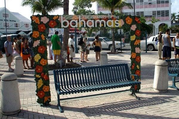 The sign that greets passengers after they disembark from the Regal Empress or other docked cruise ships.