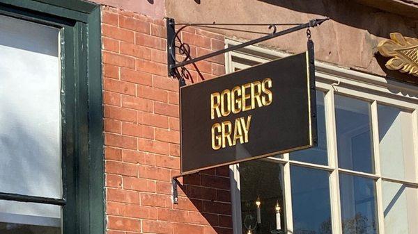 Rogers & Gray's Nantucket location is located in the heart of Nantucket's cobblestone Main Street.