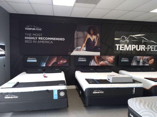 Tempurpedic display