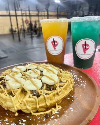 Protein waffle with chocolate chips, bananas & peanut butter with Passionada and south beach lemonade energy refresher