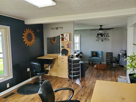 Breezes Hair Salon