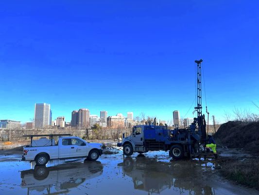 Truck-Mounted Drill Rig