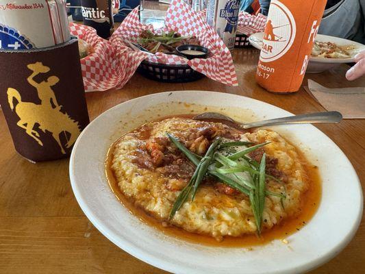 Crawfish n grits.  Delicious.