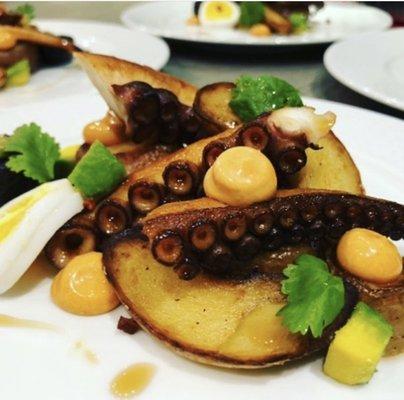 grilled octopus, fingerlings potatoes, avocado, hard boiled egg, smoked paprika aioli, chorizo crumbs & maple syrup drizzle.