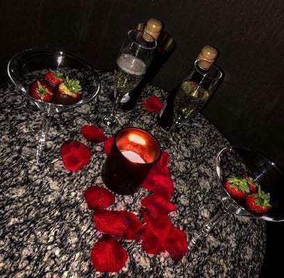 Champagne & Strawberries for the couples massages