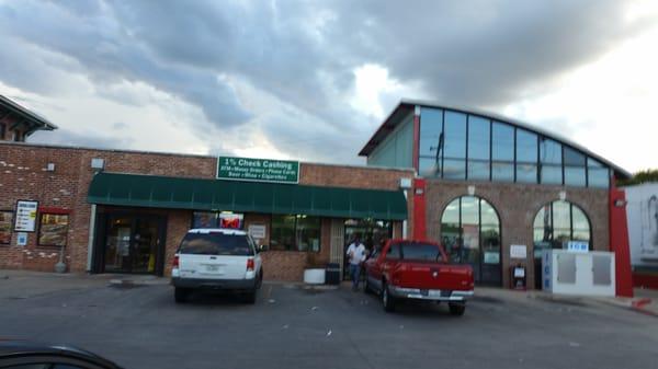 Conoco Gas Station