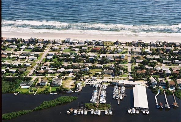 Adventure Yacht Harbor