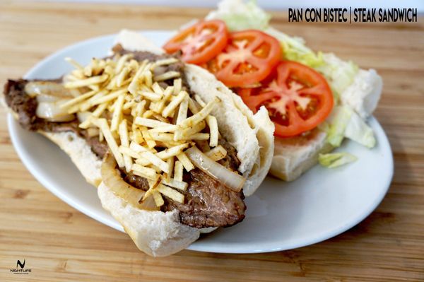 Pan con Bistec