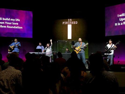 Band led worship on Sundays at 9am.