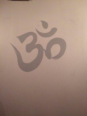 Om wall