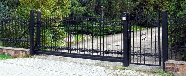 Fence World of Milwaukee- Ornamental fencing