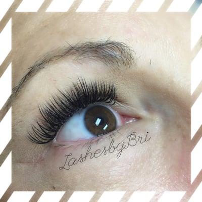 Lash extensions by Brianna