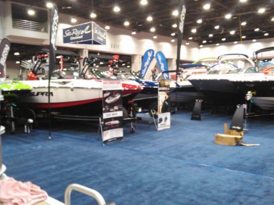 Prepping Sea Ray Of Cincy for 2016 Boat Show.