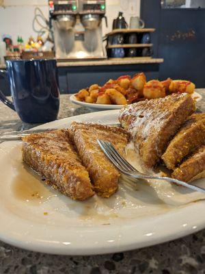 Destination-worthy Cap'n Crunch French toast.