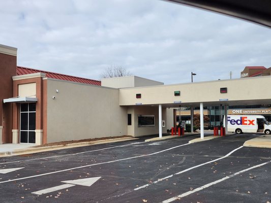 Drive thru teller deposit lanes