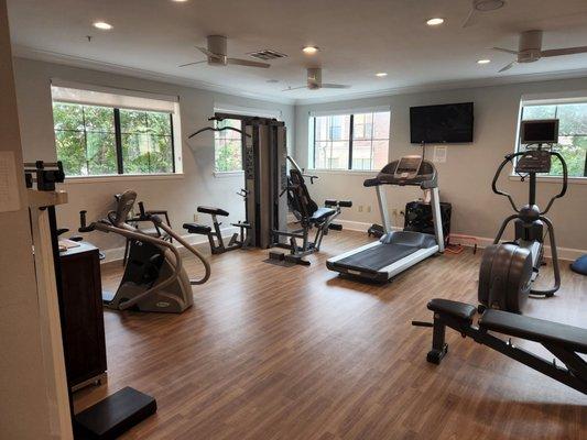 24/7 fitness center. Every piece of equipment you could need. Best part is the onsite Fitness Coordinator who does 5 fitness classes DAILY!