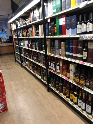 Traino's Wine & Spirits