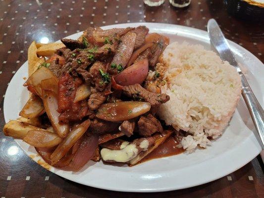 Lomo Saltado de Carne