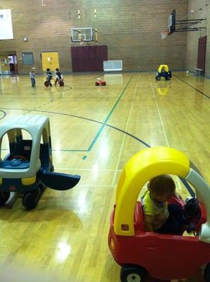 Little tykes play gym at meadowbrook community center.